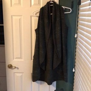 Cardigan sweater. L/XL